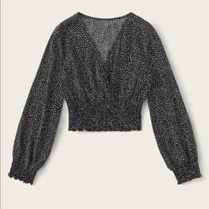 V-Neck cropped blouse